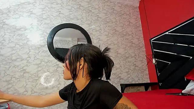 Snapshot of SEXY_HOTTIE__ chatting on 01-20-25, 03:50 SEXY HOTTIE online show from 01-20-25, 03:50