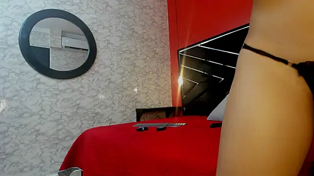 Snapshot of SEXY_HOTTIE__ chatting on 01-23-25, 03:43 SEXY HOTTIE online show from 01-23-25, 03:43