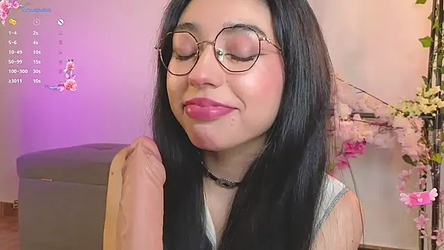 Snapshot of Sweet_Nyx chatting on 09-30-25, 09:53 Sweet Nyx online show from 09-30-25, 09:53