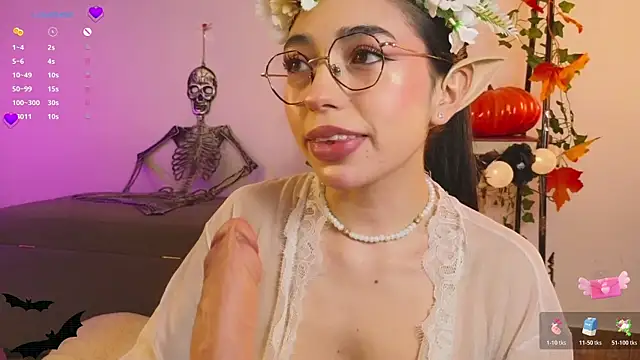 Snapshot of Sweet_Nyx chatting on 10-27-25, 10:14 Sweet Nyx online show from 10-27-25, 10:14