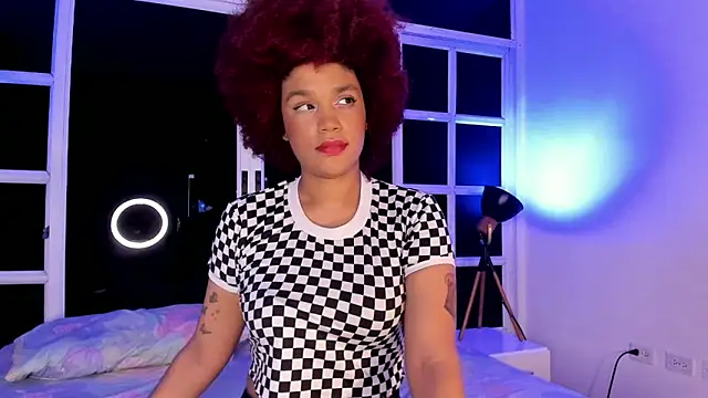 loladupont online show from 05-05-26, 03:03