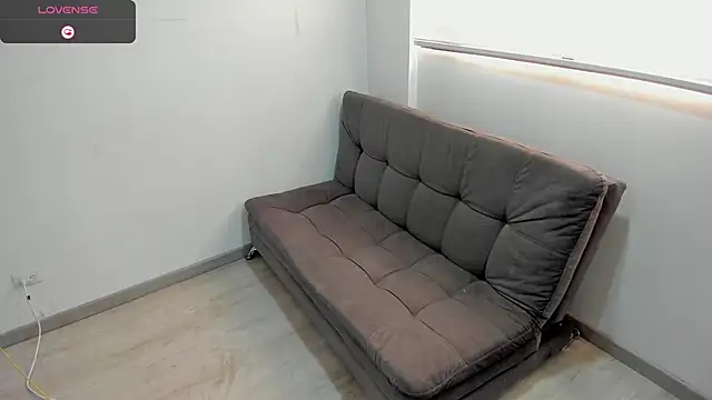 Snapshot of AbrilSonne chatting on 02-23-25, 07:17 AbrilSonne online show from 02-23-25, 07:17