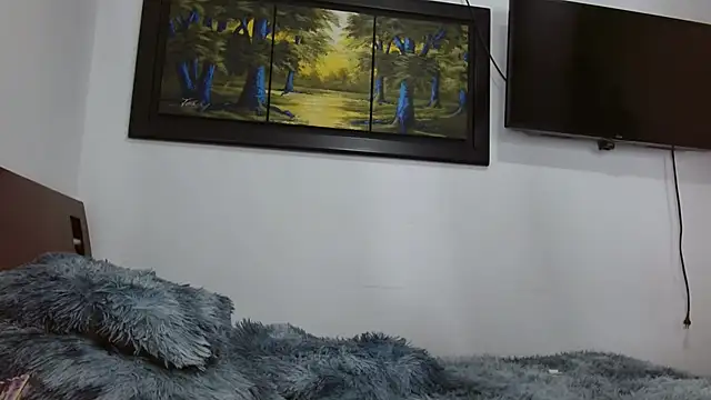 Snapshot of claudiaa_B chatting on 03-11-25, 02:10 claudiaa B online show from 03-11-25, 02:10