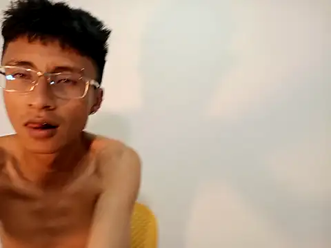 Snapshot of codysmith chatting on 03-22-25, 04:03 codysmith online show from 03-22-25, 04:03