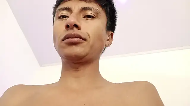 Snapshot of codysmith chatting on 10-18-25, 04:30 codysmith online show from 10-18-25, 04:30