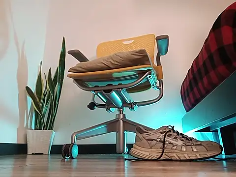 Snapshot of codysmith chatting on 10-19-25, 11:16 codysmith online show from 10-19-25, 11:16