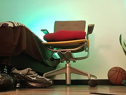 Snapshot of codysmith chatting on 02-21-26, 11:33 codysmith online show from 02-21-26, 11:33