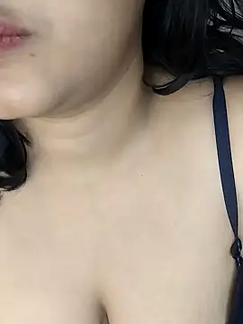 Snapshot of Riya_Stream01 chatting on 01-16-25, 09:08 Riya Stream01 online show from 01-16-25, 09:08