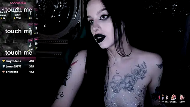 Snapshot of alexx_succubus chatting on 03-05-25, 02:46 alexx succubus online show from 03-05-25, 02:46