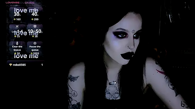 Snapshot of alexx_succubus chatting on 09-23-25, 07:06 alexx succubus online show from 09-23-25, 07:06