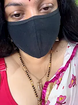 FlatVincy4 online show from 10-06-25, 03:42