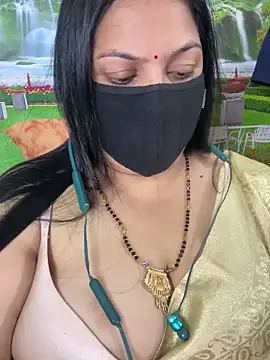 FlatVincy4 online show from 10-24-25, 04:03