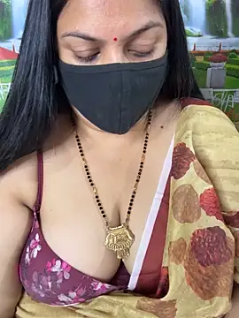 FlatVincy4 online show from 11-17-25, 03:07