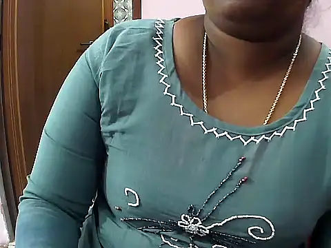 Snapshot of telugu_indhu_0001 chatting on 01-15-26, 03:16 telugu indhu 0001 online show from 01-15-26, 03:16