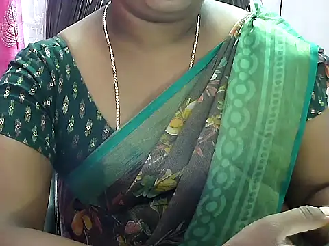 Snapshot of telugu_indhu_0001 chatting on 02-15-26, 08:16 telugu indhu 0001 online show from 02-15-26, 08:16