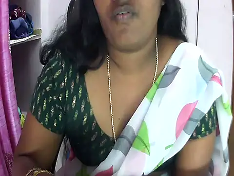 Snapshot of telugu_indhu_0001 chatting on 02-20-26, 09:10 telugu indhu 0001 online show from 02-20-26, 09:10