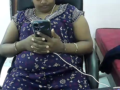 Snapshot of telugu_indhu_0001 chatting on 06-22-26, 04:04 telugu indhu 0001 online show from 06-22-26, 04:04