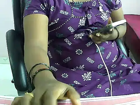 Snapshot of telugu_indhu_0001 chatting on 06-30-26, 06:25 telugu indhu 0001 online show from 06-30-26, 06:25