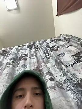 Snapshot of qbaby96 chatting on 01-01-25, 11:51 qbaby96 online show from 01-01-25, 11:51