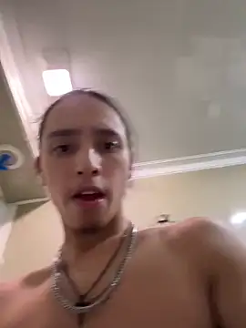 Snapshot of qbaby96 chatting on 01-07-25, 11:37 qbaby96 online show from 01-07-25, 11:37