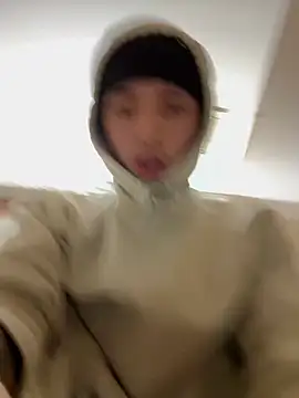 Snapshot of qbaby96 chatting on 03-07-25, 08:02 qbaby96 online show from 03-07-25, 08:02