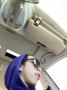 Snapshot of qbaby96 chatting on 03-13-25, 02:33 qbaby96 online show from 03-13-25, 02:33