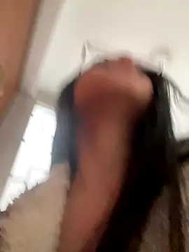 Rosita forever  online show from 11-21-25, 01:21