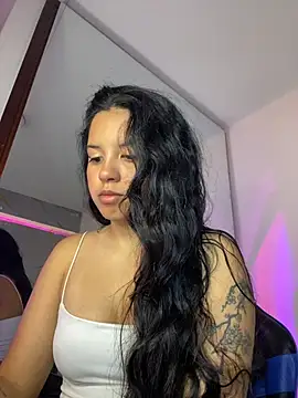 Snapshot of Rosita_forever_ chatting on 05-09-26, 03:28 Rosita forever online show from 05-09-26, 03:28