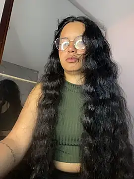 Snapshot of Rosita_forever_ chatting on 06-03-26, 01:14 Rosita forever online show from 06-03-26, 01:14