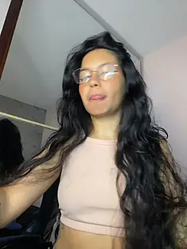 Snapshot of Rosita_forever_ chatting on 06-04-26, 03:18 Rosita forever online show from 06-04-26, 03:18