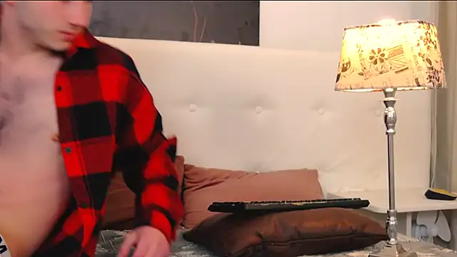 Snapshot of Devin_Jay chatting on 03-20-25, 11:49 Devin Jay online show from 03-20-25, 11:49