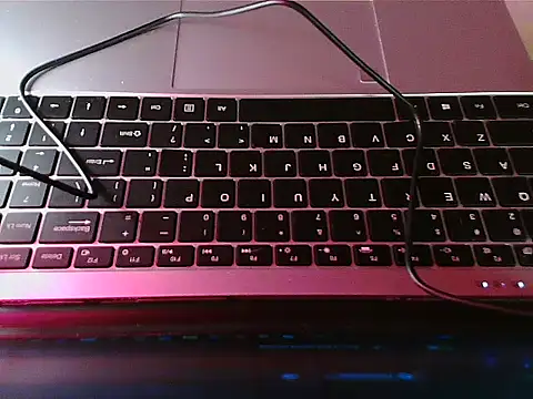 Valentias online show from 12-17-25, 09:21