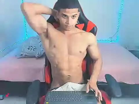 Snapshot of oliver_thompsson7 chatting on 05-12-26, 03:47 oliver thompsson7 online show from 05-12-26, 03:47