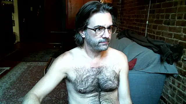 Snapshot of Johnny_Bottoms chatting on 12-21-24, 02:04 Johnny Bottoms online show from 12-21-24, 02:04