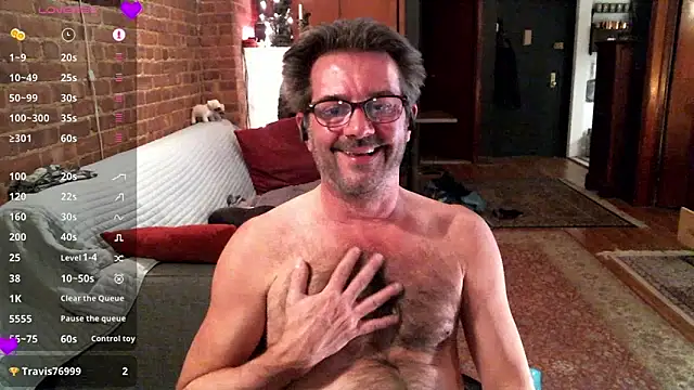 Snapshot of Johnny_Bottoms chatting on 03-08-25, 01:17 Johnny Bottoms online show from 03-08-25, 01:17