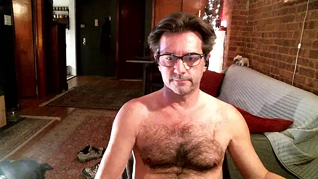 Snapshot of Johnny_Bottoms chatting on 03-18-25, 01:10 Johnny Bottoms online show from 03-18-25, 01:10