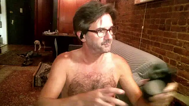 Snapshot of Johnny_Bottoms chatting on 10-13-25, 10:54 Johnny Bottoms online show from 10-13-25, 10:54