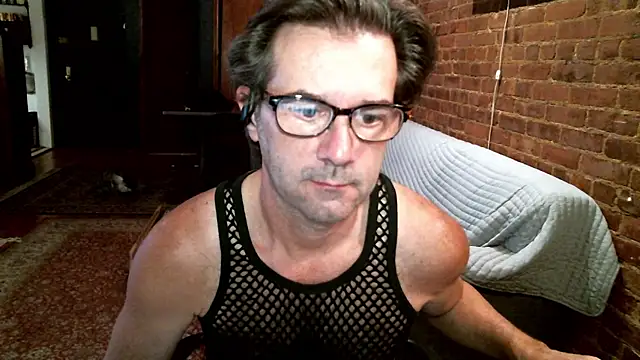 Snapshot of Johnny_Bottoms chatting on 11-16-25, 02:55 Johnny Bottoms online show from 11-16-25, 02:55