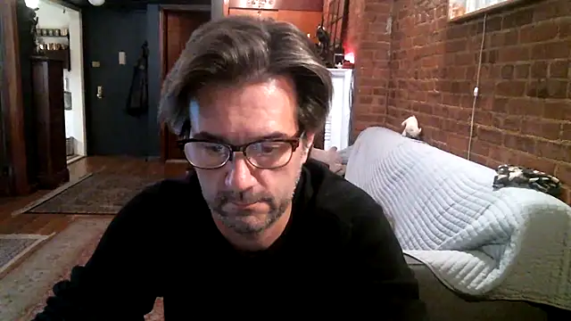 Snapshot of Johnny_Bottoms chatting on 11-20-25, 08:19 Johnny Bottoms online show from 11-20-25, 08:19