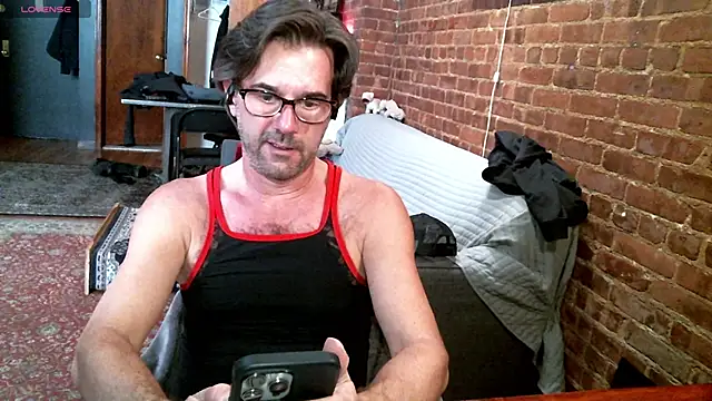 Snapshot of Johnny_Bottoms chatting on 11-27-25, 07:27 Johnny Bottoms online show from 11-27-25, 07:27