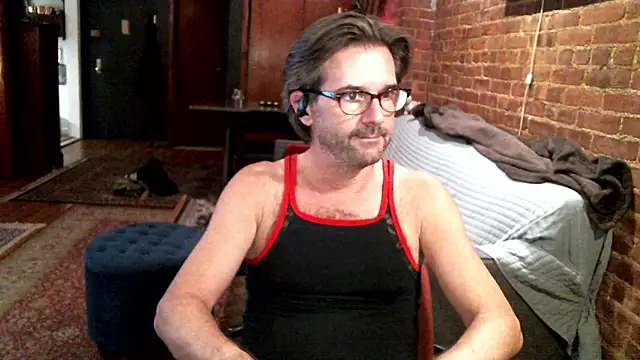 Snapshot of Johnny_Bottoms chatting on 11-28-25, 11:29 Johnny Bottoms online show from 11-28-25, 11:29