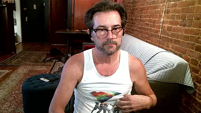 Johnny Bottoms online show from 04-25-26, 02:47