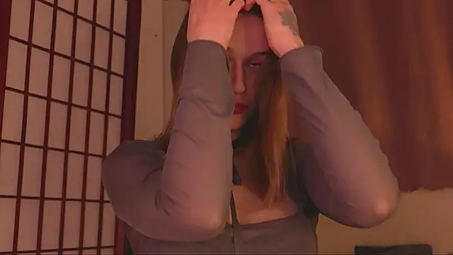 Hina  Derry online show from 12-22-24, 01:44