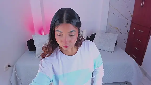 martina roldam online show from 03-30-26, 03:29