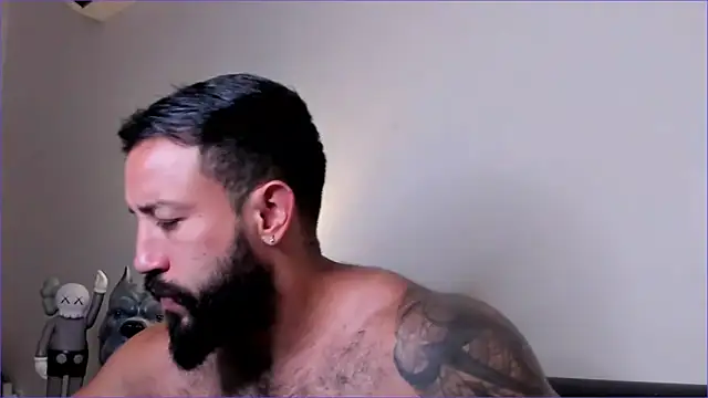 BradLeon  online show from 12-15-25, 08:18