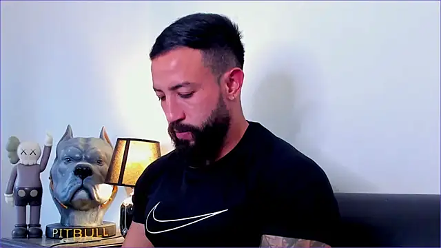 BradLeon  online show from 01-06-26, 07:28