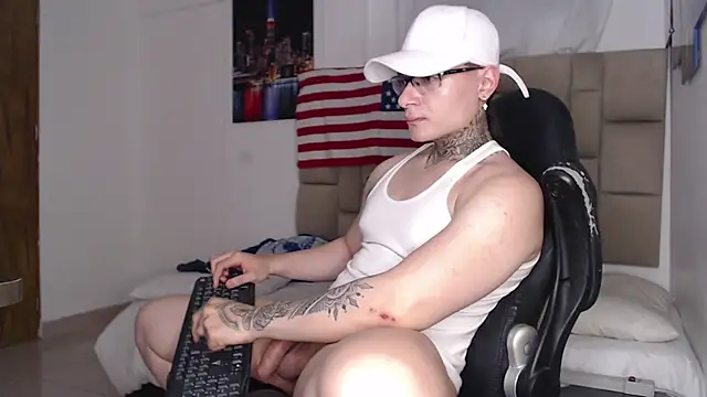 DennisWalkerr online show from 12-26-24, 03:06