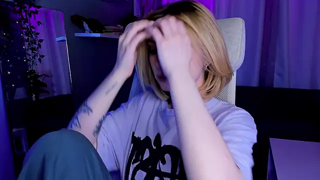 Snapshot of forget_me_not_eve chatting on 01-25-25, 11:34 forget me not eve online show from 01-25-25, 11:34