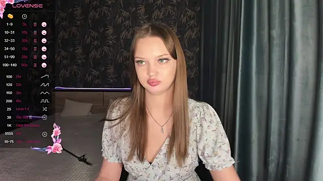 Snapshot of Lovely_Lure chatting on 01-03-25, 03:55 Lovely Lure online show from 01-03-25, 03:55