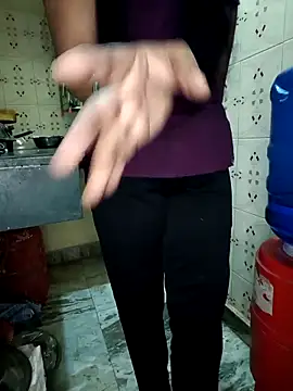 Soniya 444 online show from 03-05-25, 07:05